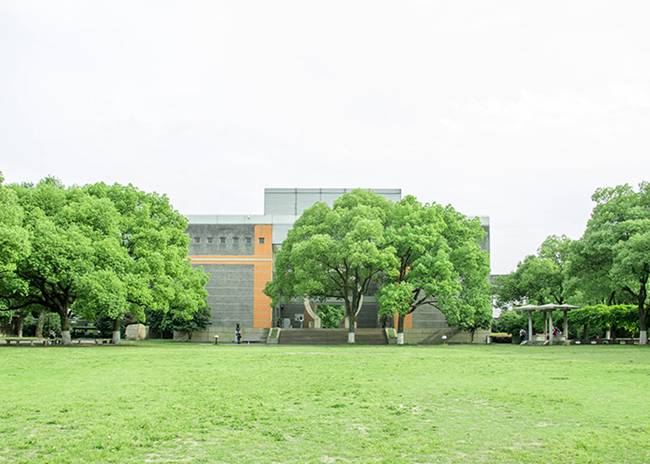 四川五月花技師學(xué)院